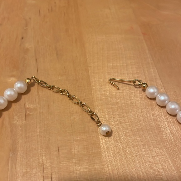 Pearl Bead Necklace - Picture 6 of 6